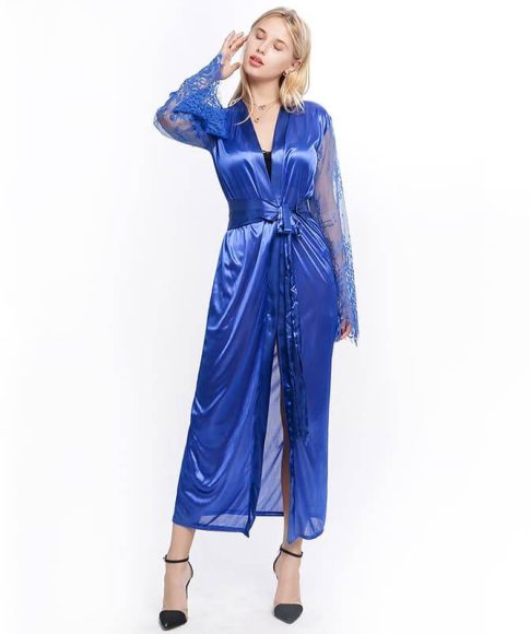 robe-de-chambre-femme-longue-bleue-en-dentelle-2.jpg